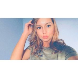 Meet your Posher, Kasie